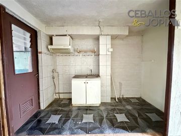 Casa en Venta en Las Torcasas, Belloto 2000