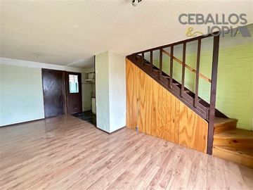 Casa en Venta en Las Torcasas, Belloto 2000