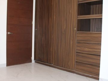 HERMOSA CASA EN FRACC CAPITAL SUR