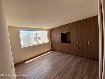 Casa en Venta en Metepec San Salvador Tizatlalli 24-1104 GIS