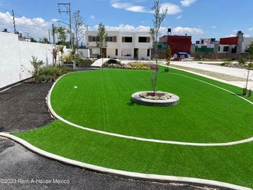 Casa en Venta en Metepec San Salvador Tizatlalli 24-1104 GIS