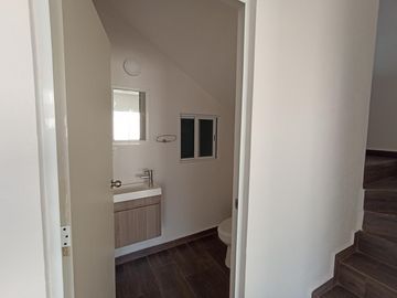 Casa en  Venta en Real Madeira Pachuca de Soto GIS 25-113