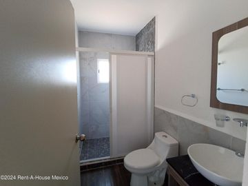 Casa en Venta en Real Madeira Pachuca GIS 25-113