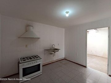 Casa en Venta en Privadas de San Cristobal Mineral de la Reforma GIS24-3524