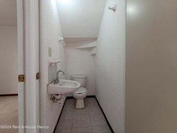 Casa en Venta en Privadas de San Cristobal Mineral de la Reforma GIS24-3524