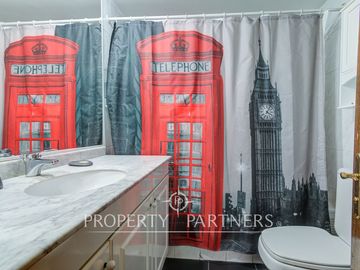 Oportunidad para remodelar a tu gusto cómodo departamento 3D/3B con vista despejada