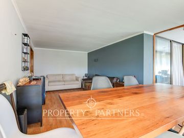 Oportunidad para remodelar a tu gusto cómodo departamento 3D/3B con vista despejada