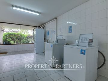 Oportunidad para remodelar a tu gusto cómodo departamento 3D/3B con vista despejada