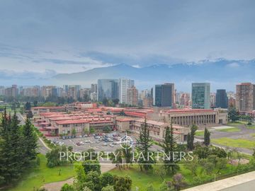 Oportunidad para remodelar a tu gusto cómodo departamento 3D/3B con vista despejada