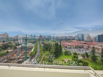 Oportunidad para remodelar a tu gusto cómodo departamento 3D/3B con vista despejada