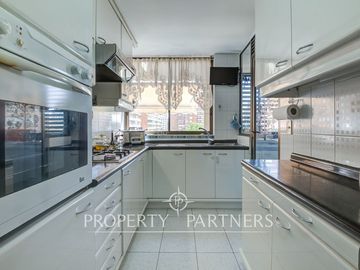 Oportunidad para remodelar a tu gusto cómodo departamento 3D/3B con vista despejada