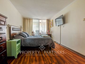 Oportunidad para remodelar a tu gusto cómodo departamento 3D/3B con vista despejada