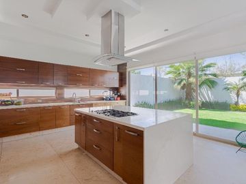 Casa en vista hermosa en fraccionamiento con vigilancia