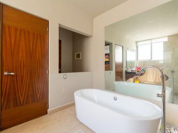 Casa en vista hermosa en fraccionamiento con vigilancia