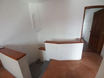 VENTA DE CASA EN CONDOMINIO - HACIENDA SAN PEDRO -VILLAS DEL MESON JURIQUILLA