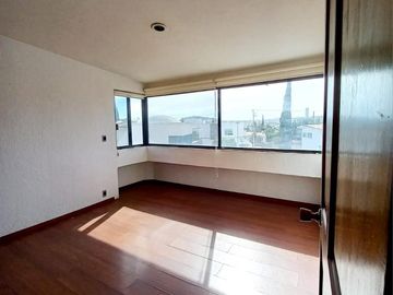 VENTA DE CASA EN CONDOMINIO - HACIENDA SAN PEDRO -VILLAS DEL MESON JURIQUILLA
