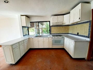 VENTA DE CASA EN CONDOMINIO - HACIENDA SAN PEDRO -VILLAS DEL MESON JURIQUILLA