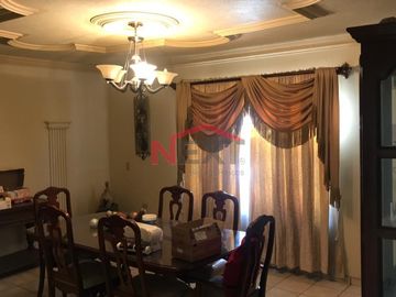 CASA EN VENTA EN COL. CENTRO DE CABORCA SONORA