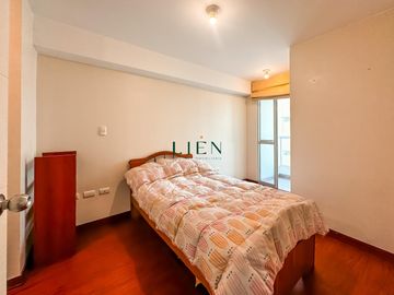 Flat con amplia sala comedor frente a San Antonio de Padua