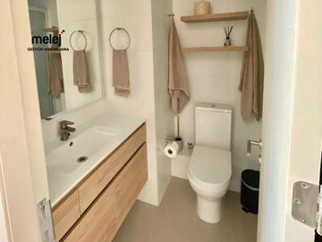 ¡Departamento impecable en Bosques de Montemar!