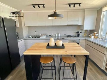 ¡Departamento impecable en Bosques de Montemar!