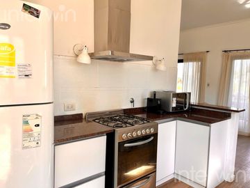 Casa en San Matias - 4 Ambientes - Pileta - VENTA
