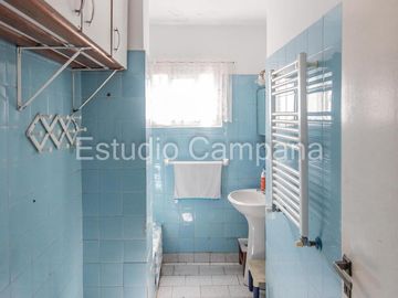 Departamento en Venta. Cuatro ambientes con dependencia. Balcón Terraza. Palermo