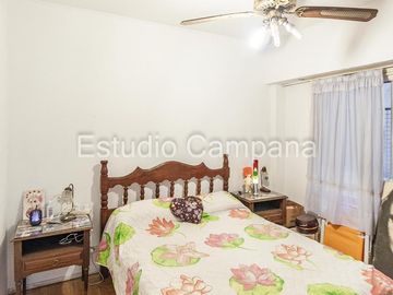Departamento en Venta. Cuatro ambientes con dependencia. Balcón Terraza. Palermo