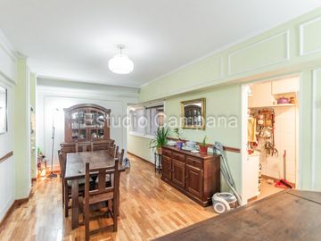Departamento en Venta. Cuatro ambientes con dependencia. Balcón Terraza. Palermo