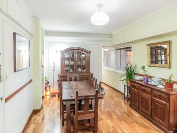 Departamento en Venta. Cuatro ambientes con dependencia. Balcón Terraza. Palermo