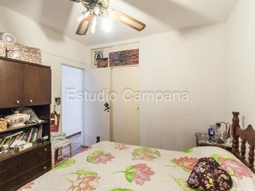 Departamento en Venta. Cuatro ambientes con dependencia. Balcón Terraza. Palermo