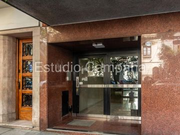 Departamento en Venta. Cuatro ambientes con dependencia. Balcón Terraza. Palermo
