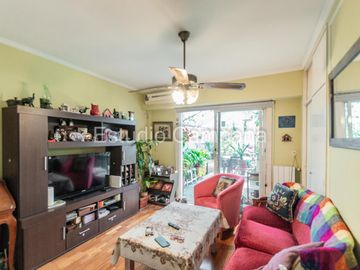 Departamento en Venta. Cuatro ambientes con dependencia. Balcón Terraza. Palermo
