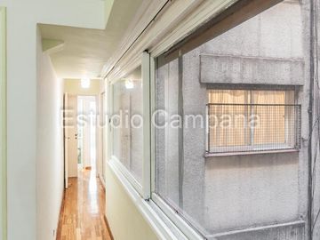 Departamento en Venta. Cuatro ambientes con dependencia. Balcón Terraza. Palermo