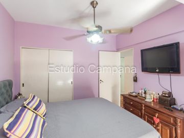 Departamento en Venta. Cuatro ambientes con dependencia. Balcón Terraza. Palermo