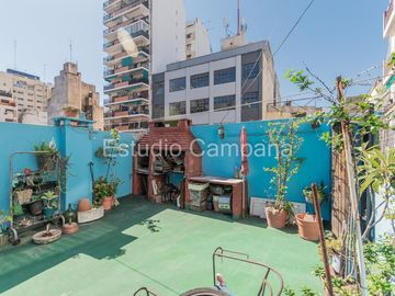 Departamento en Venta. Cuatro ambientes con dependencia. Balcón Terraza. Palermo