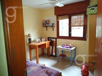 Casa - BIMACO - 3 Dormitorios