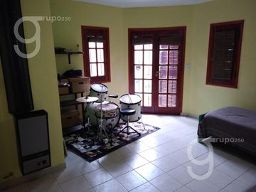 Casa - BIMACO - 3 Dormitorios