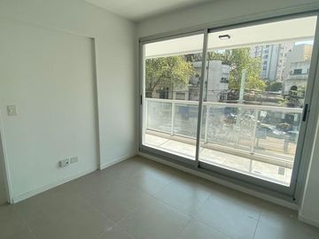 Av San Martin 1700, Pont Bleu, Departamento 2 Amb C/Balcón y Cochera,Al Frente, A Estrenar,Caballito