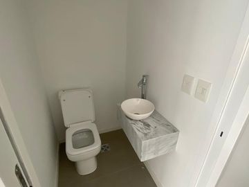 Av San Martin 1700, Pont Bleu, Departamento 2 Amb C/Balcón y Cochera,Al Frente, A Estrenar,Caballito