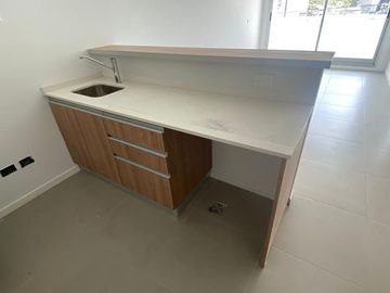Av San Martin 1700, Pont Bleu, Departamento 2 Amb C/Balcón y Cochera,Al Frente, A Estrenar,Caballito