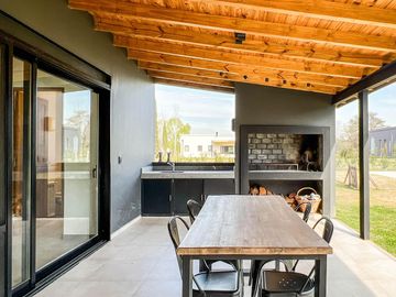 Casa en venta 4 ambientes en Chacras de Murray, Pilar