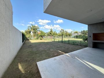 A estrenar casa en Fisherton de 3 dormitorios!