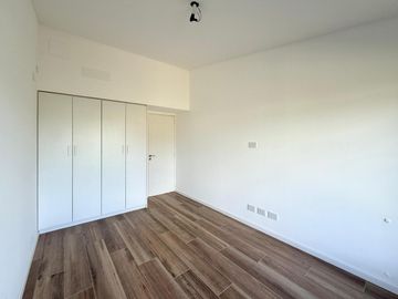 A estrenar casa en Fisherton de 3 dormitorios!