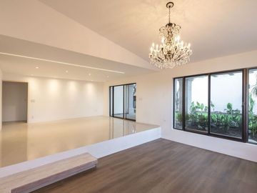 CASA EN VENTA EN RESIDENCIAL CHIPINQUE