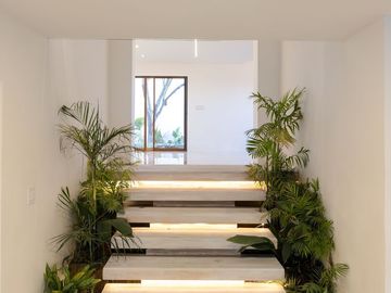 CASA EN VENTA EN RESIDENCIAL CHIPINQUE