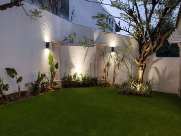 CASA EN VENTA EN RESIDENCIAL CHIPINQUE