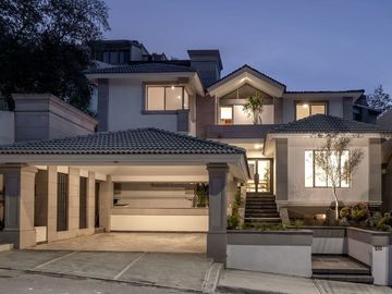 CASA EN VENTA EN RESIDENCIAL CHIPINQUE