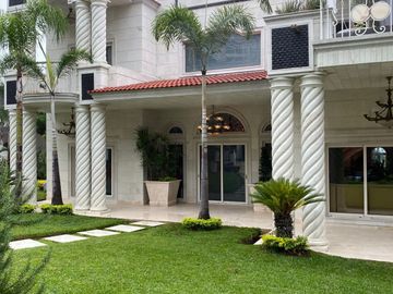 Ofrezco increible casa de Lujo en exclusivo Fraccionamiento en el Huajuco