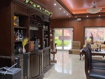 Ofrezco increible casa de Lujo en exclusivo Fraccionamiento en el Huajuco